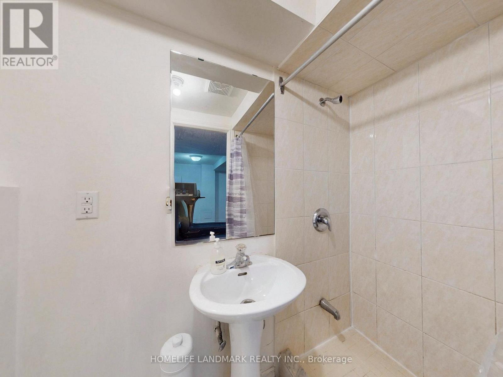 37 - 106 Chester Le Boulevard, Toronto, Ontario  M1W 2X9 - Photo 20 - E13014374