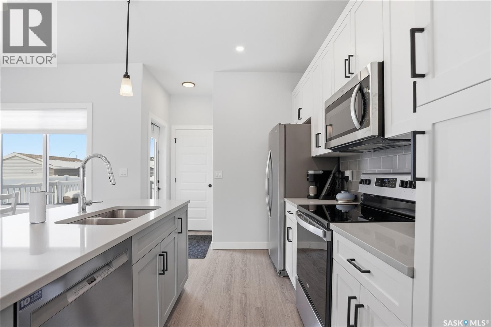 1047 Brighton Gate, Saskatoon, Saskatchewan  S7V 1S5 - Photo 11 - SK033281