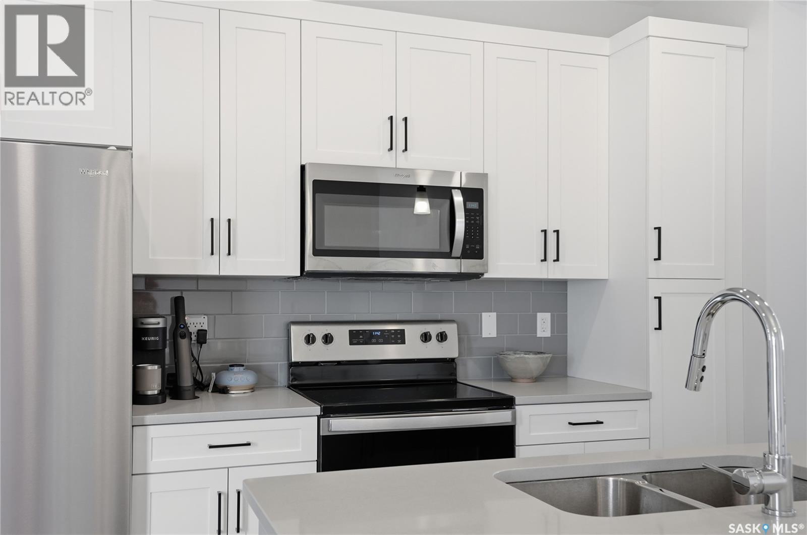 1047 Brighton Gate, Saskatoon, Saskatchewan  S7V 1S5 - Photo 14 - SK033281