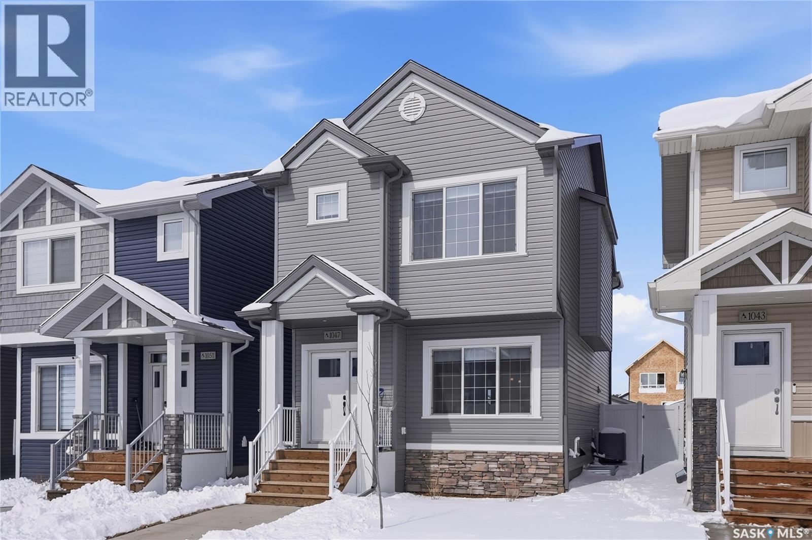 1047 Brighton Gate, Saskatoon, Saskatchewan  S7V 1S5 - Photo 2 - SK033281