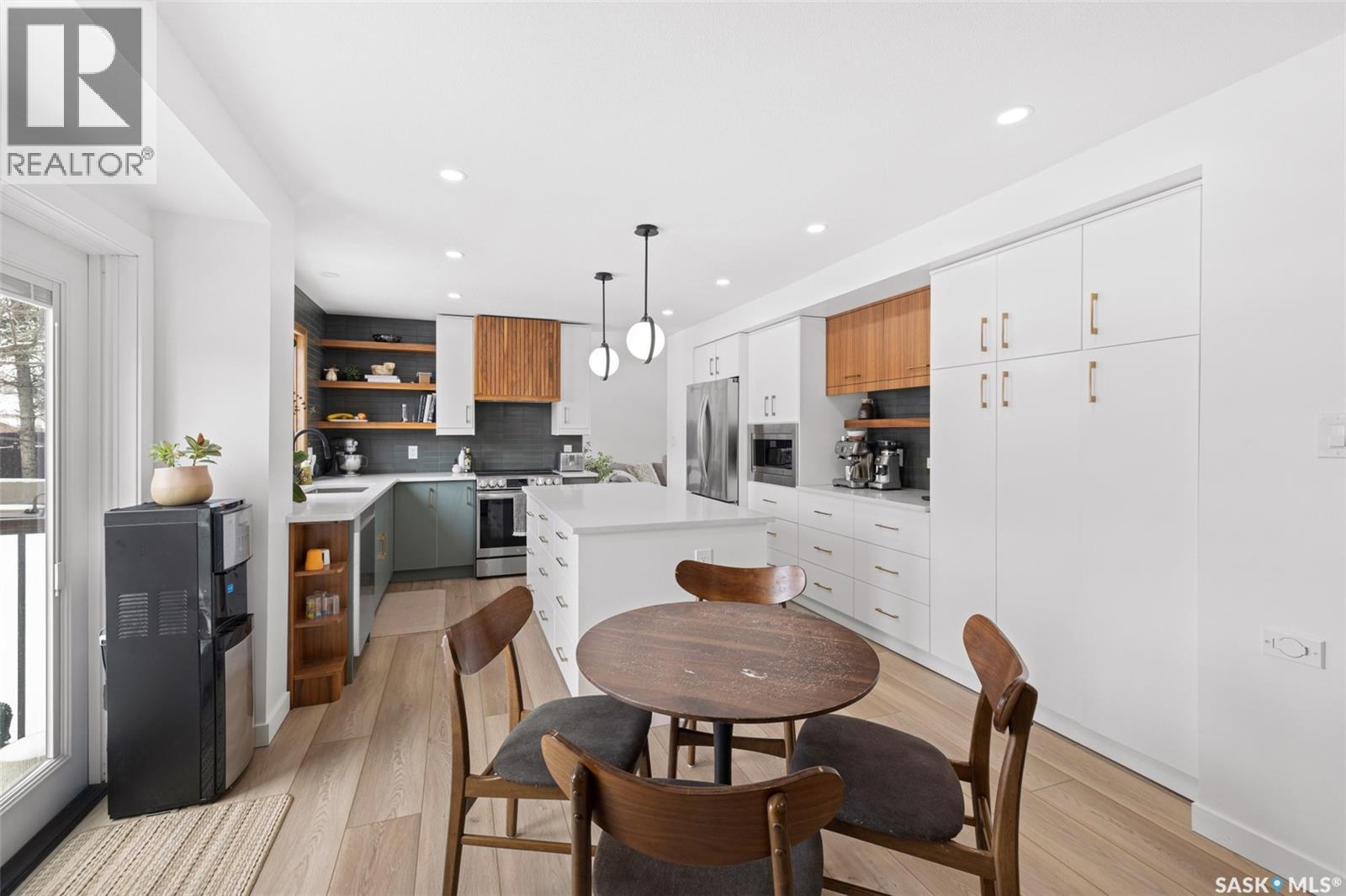 2002 Braun Bay E, Regina, Saskatchewan  S4V 2Z3 - Photo 11 - SK033204