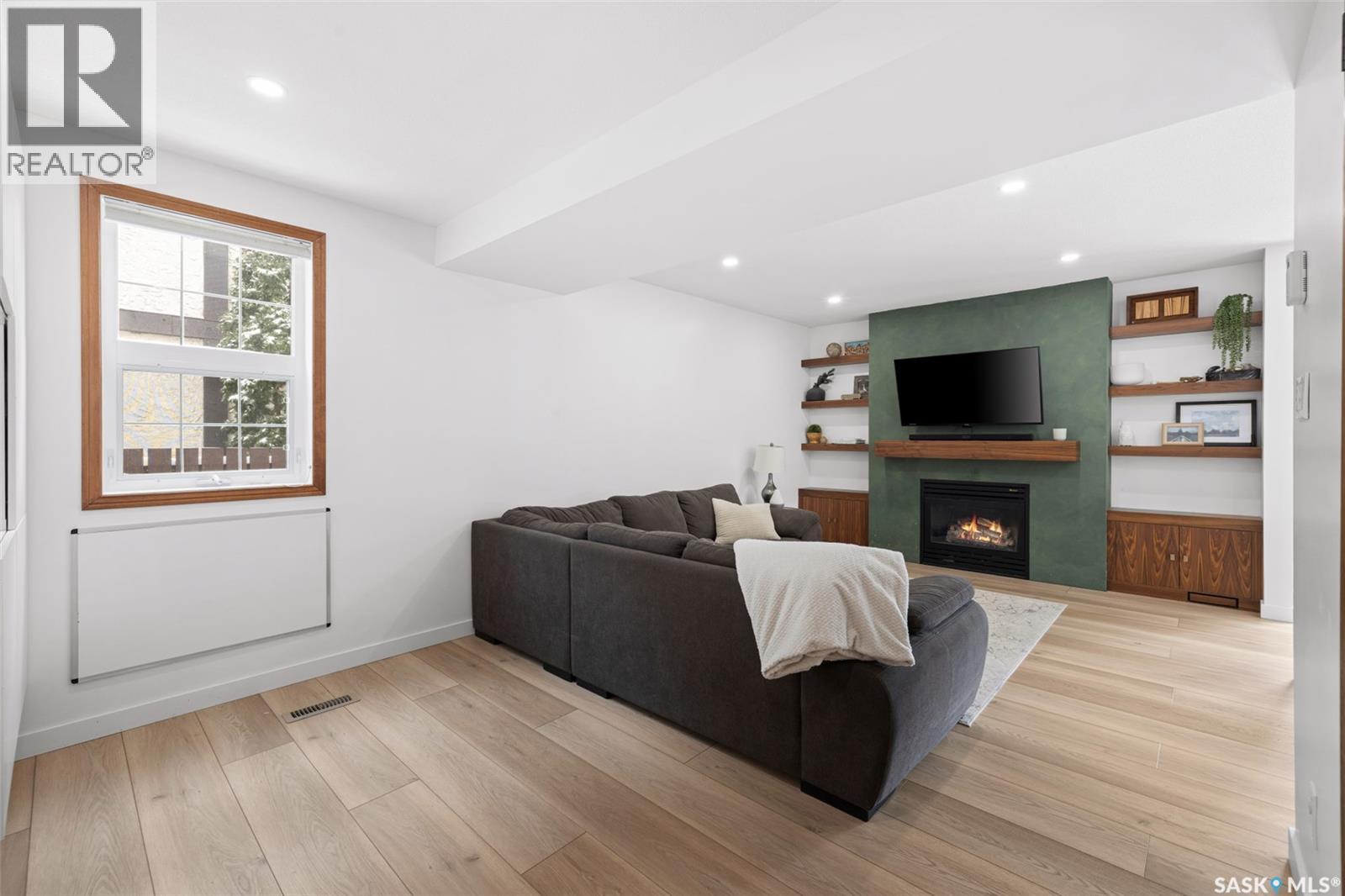 2002 Braun Bay E, Regina, Saskatchewan  S4V 2Z3 - Photo 19 - SK033204