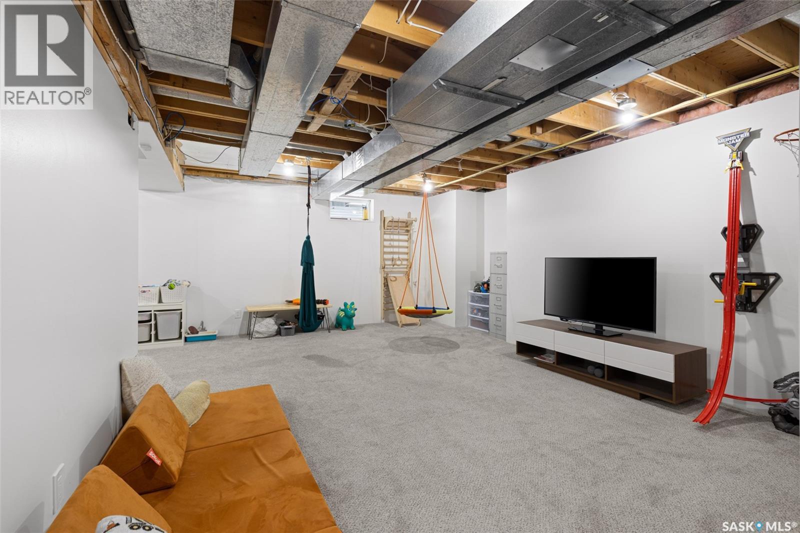 2002 Braun Bay E, Regina, Saskatchewan  S4V 2Z3 - Photo 35 - SK033204