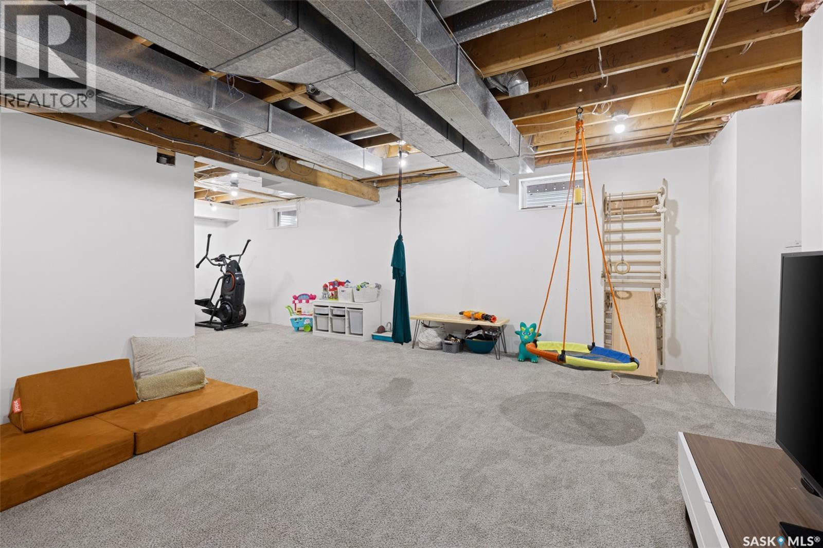 2002 Braun Bay E, Regina, Saskatchewan  S4V 2Z3 - Photo 36 - SK033204