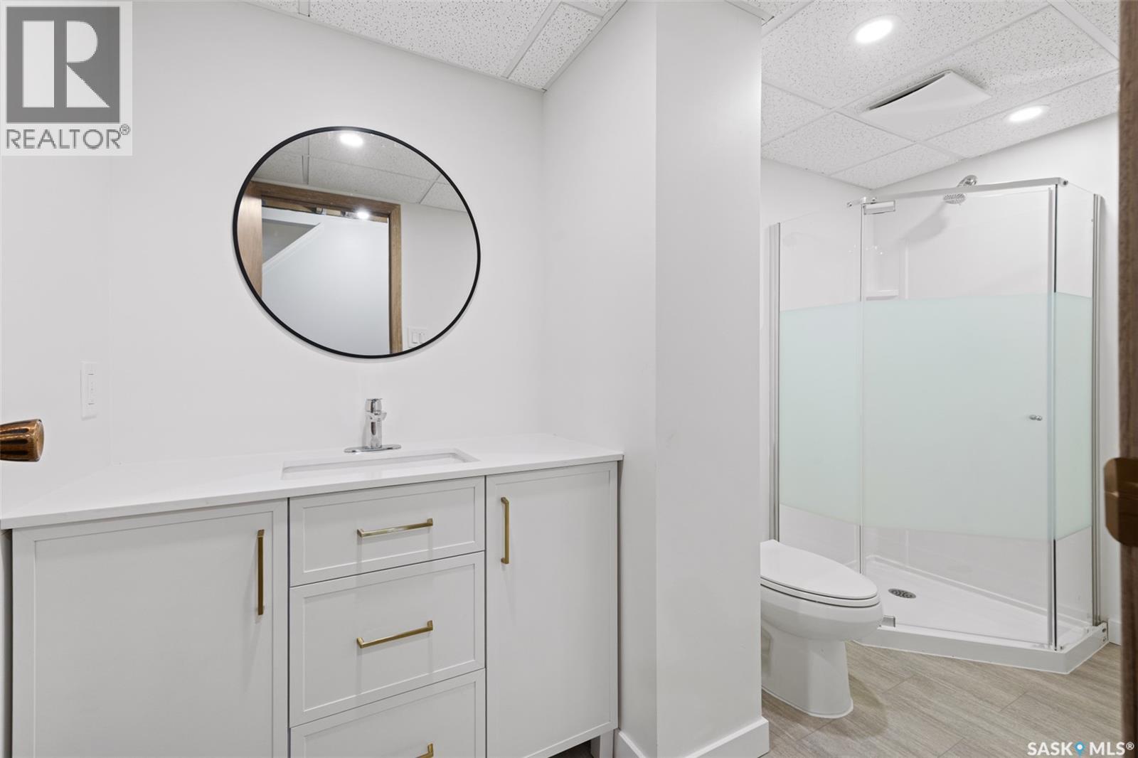 2002 Braun Bay E, Regina, Saskatchewan  S4V 2Z3 - Photo 39 - SK033204