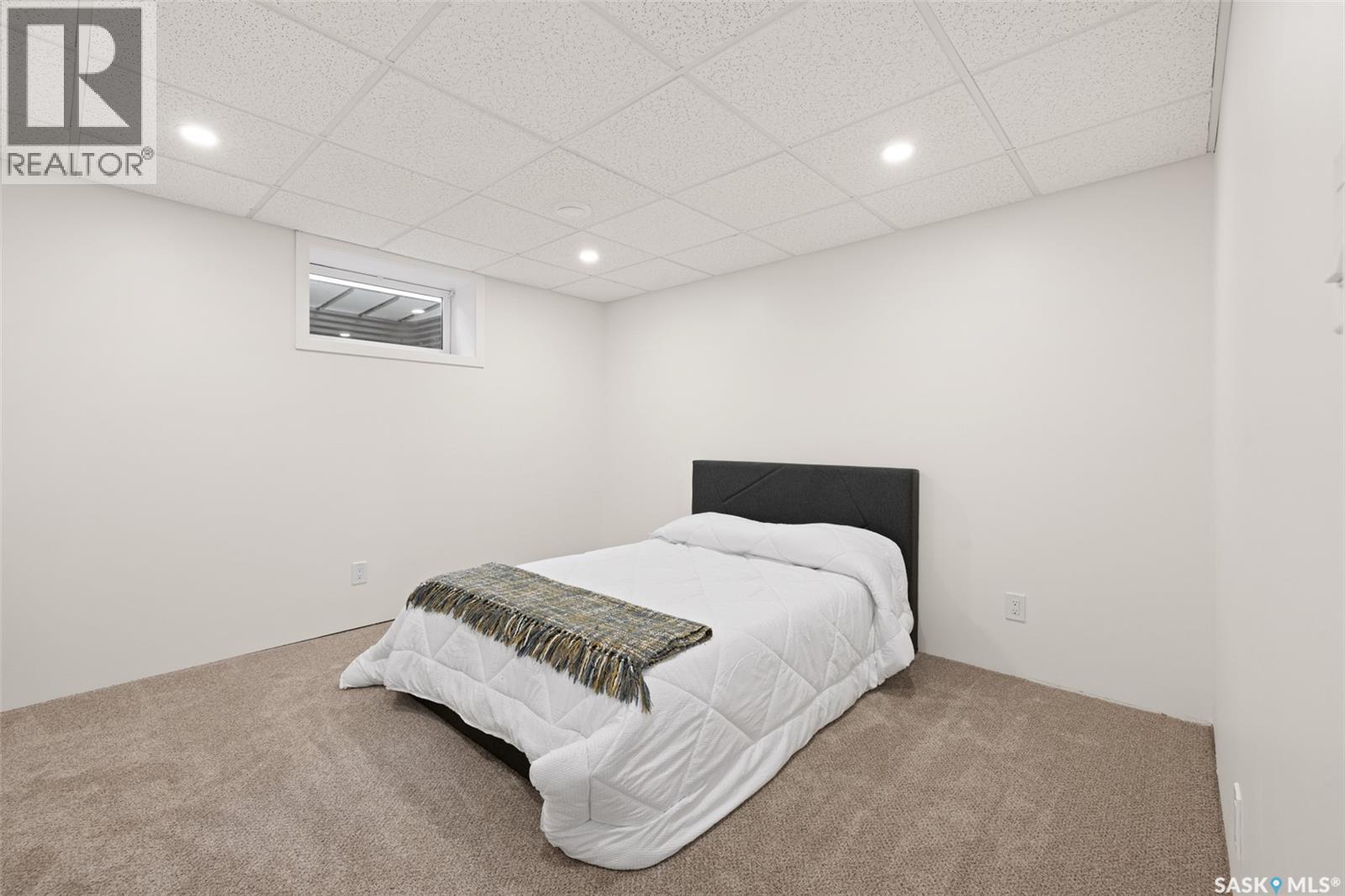 2002 Braun Bay E, Regina, Saskatchewan  S4V 2Z3 - Photo 40 - SK033204