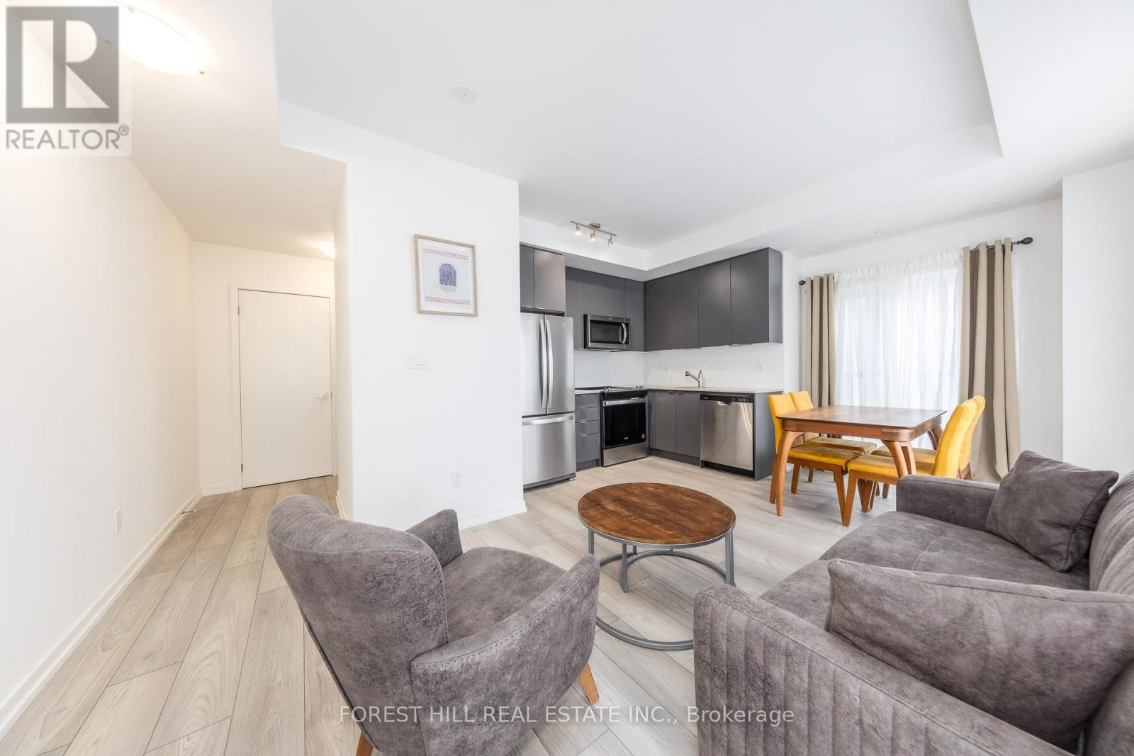 2 - 18 Lytham Green Circle, Newmarket, Ontario  L3Y 0H4 - Photo 14 - N13014346