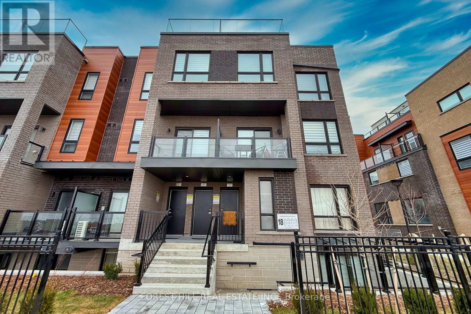 2 - 18 Lytham Green Circle, Newmarket, Ontario  L3Y 0H4 - Photo 22 - N13014346