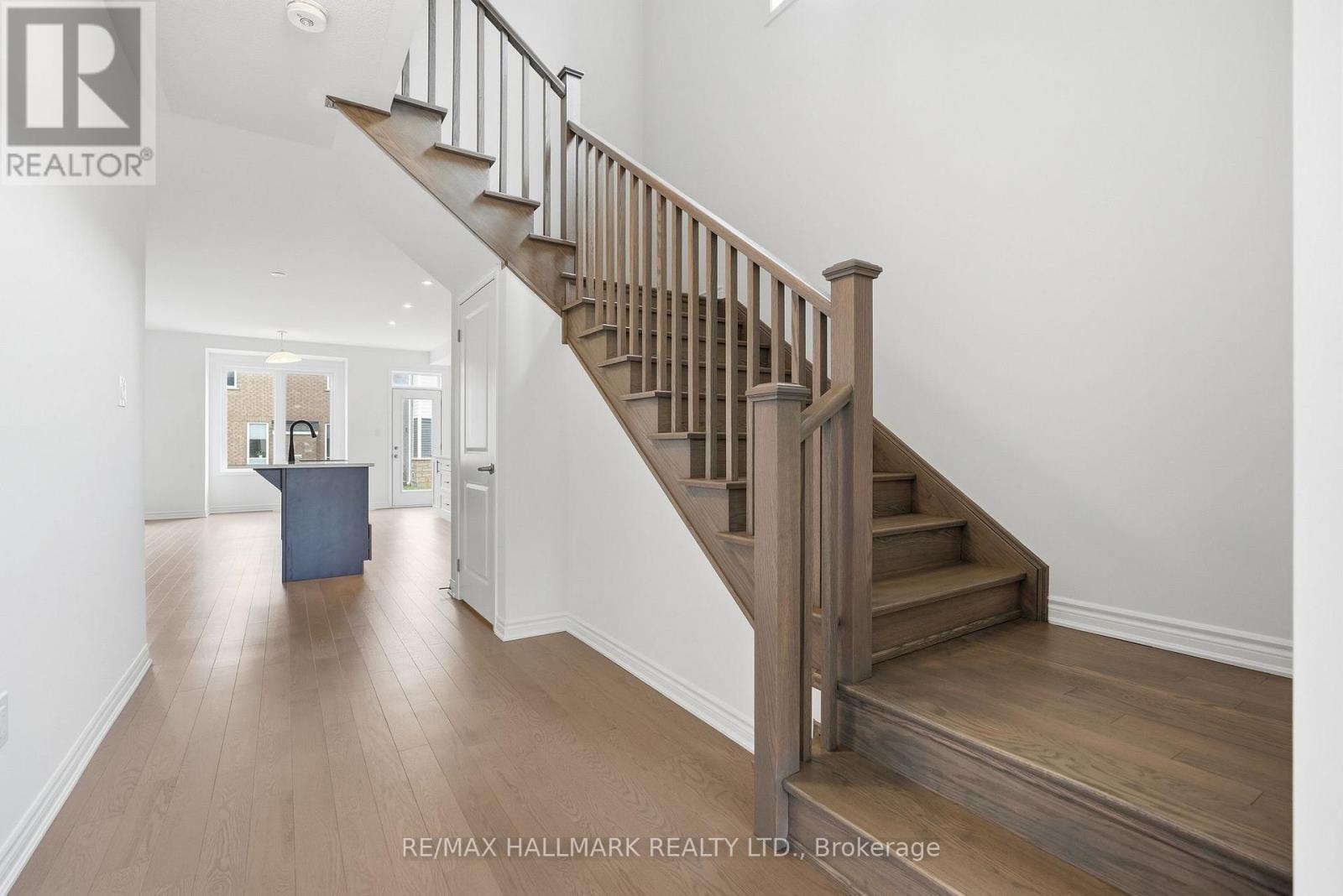 602 Newlove Street, Innisfil, Ontario  L9S 0S2 - Photo 7 - N13014372