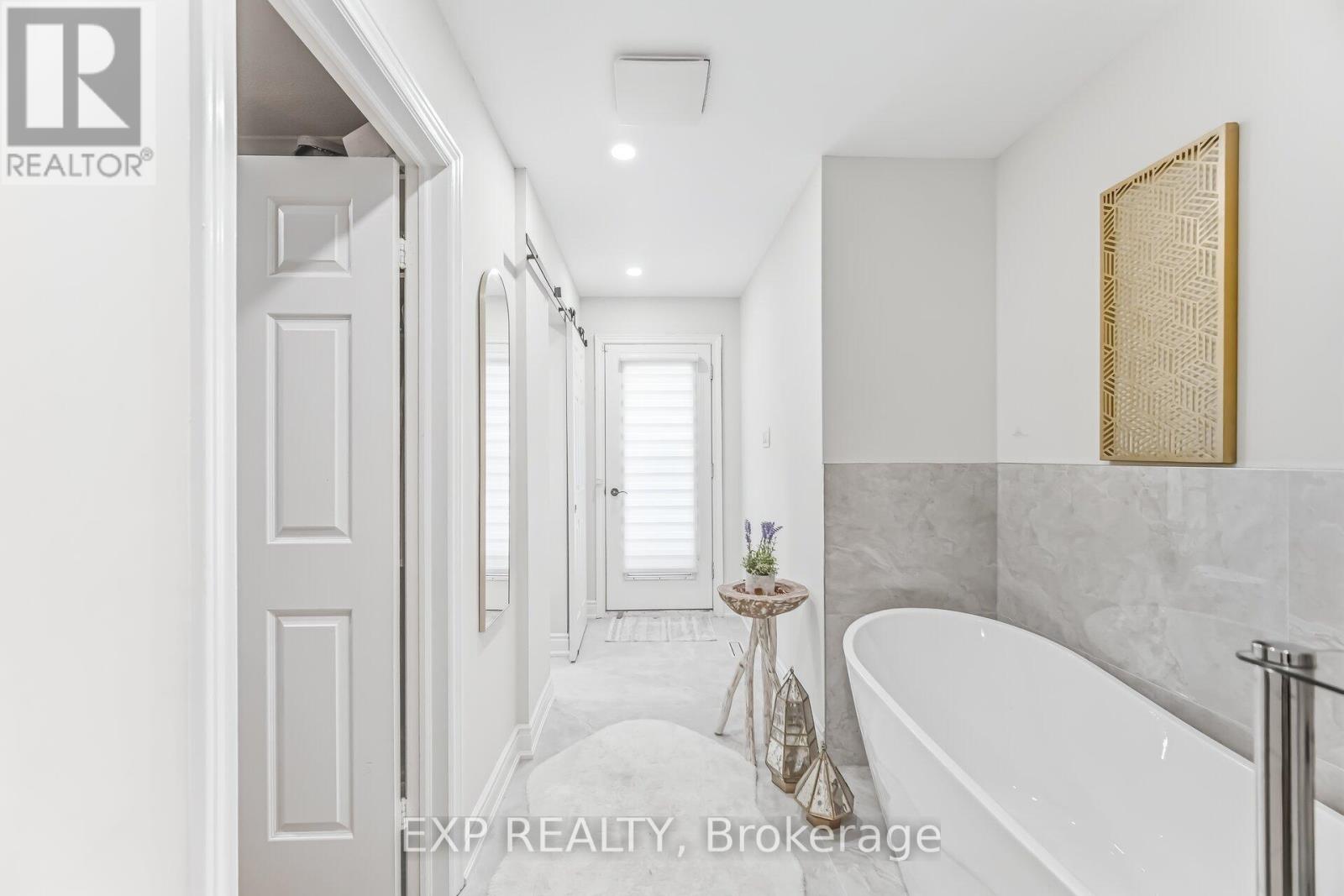 265 Wycliffe Avenue, Vaughan, Ontario  L4L 3N7 - Photo 22 - N13014392