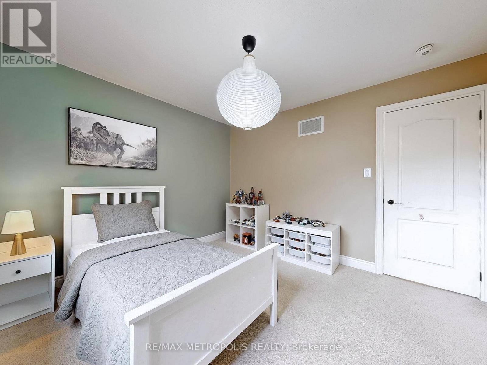 124 Milby Crescent, Bradford West Gwillimbury, Ontario  L3Z 0X8 - Photo 16 - N13014408