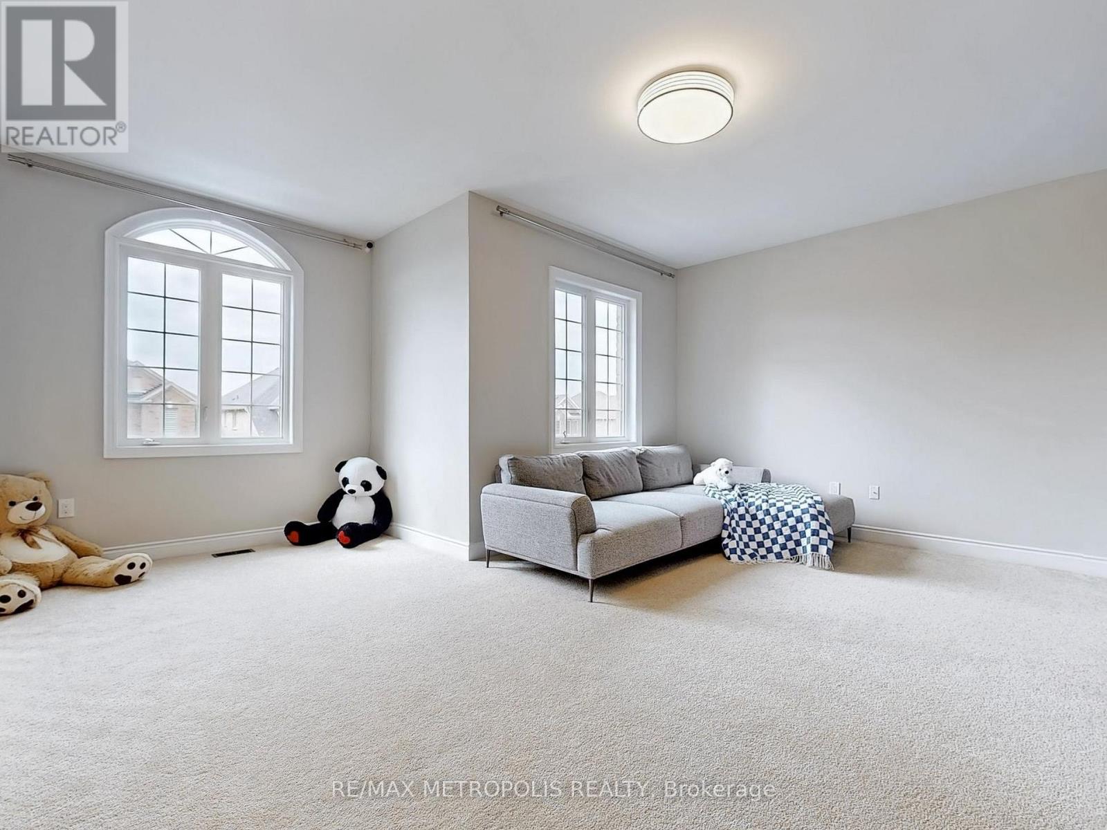 124 Milby Crescent, Bradford West Gwillimbury, Ontario  L3Z 0X8 - Photo 20 - N13014408