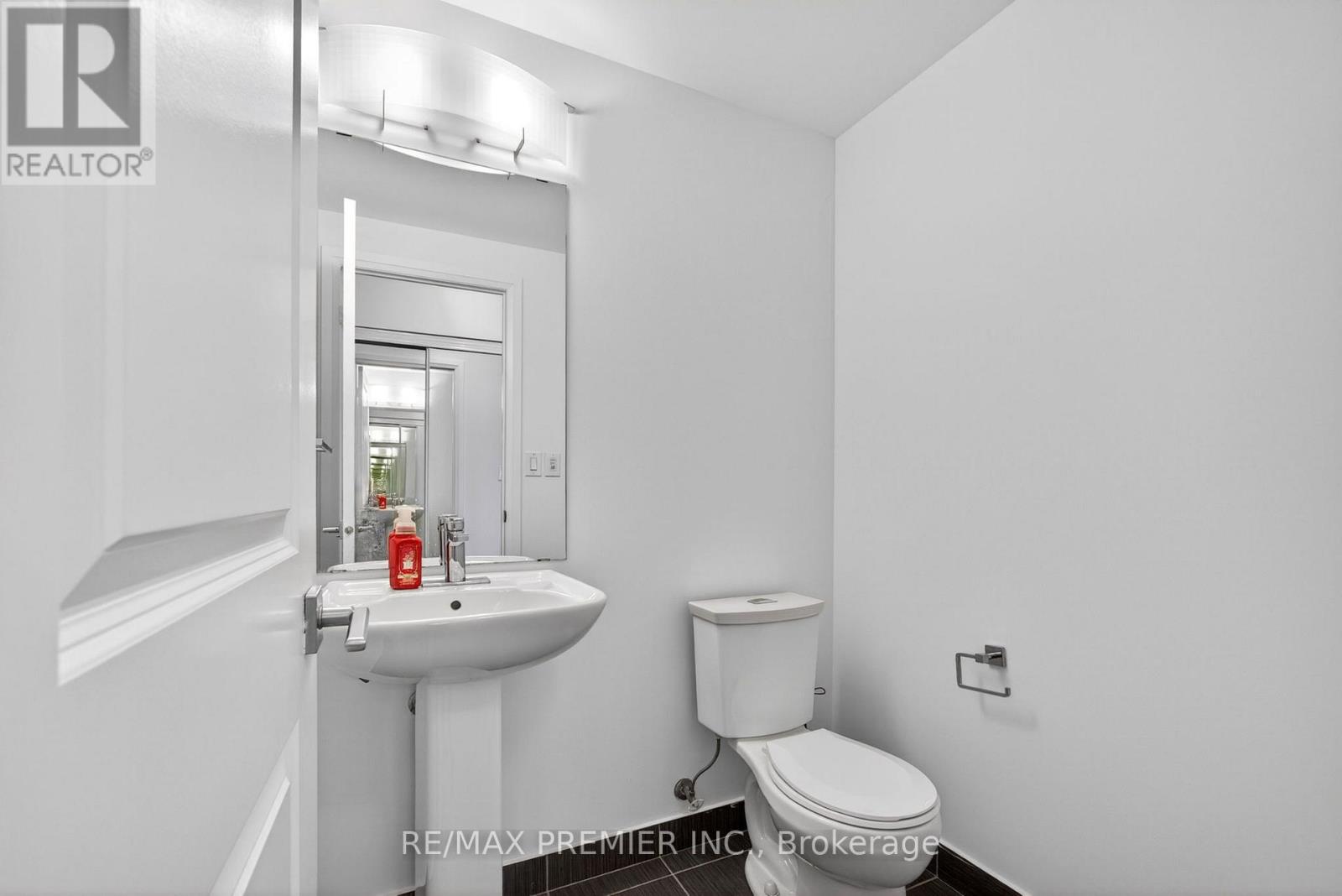 608 - 7167 Yonge Street, Markham, Ontario  L3T 0E1 - Photo 9 - N13014492