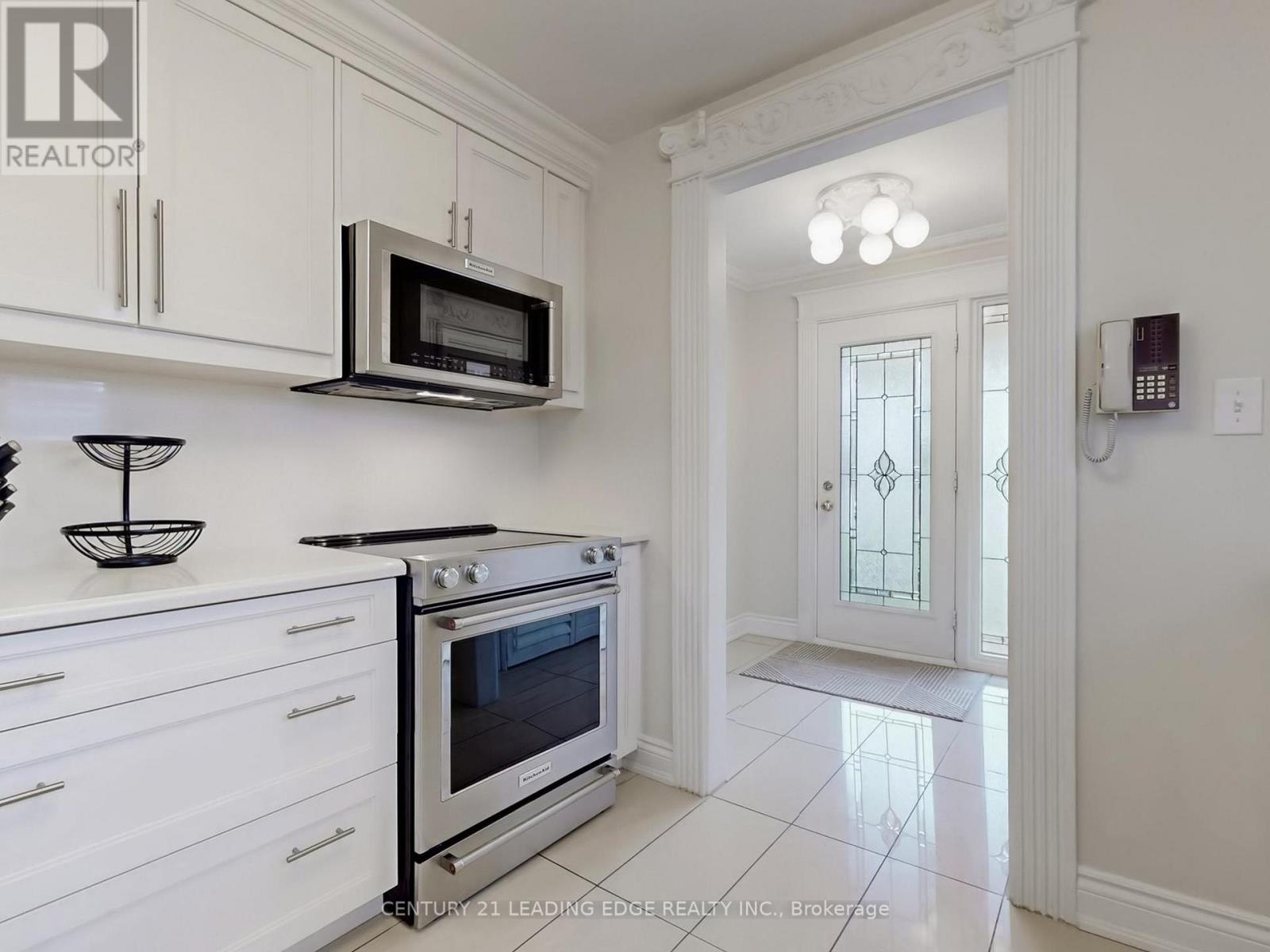 8 Miner Circle, Markham, Ontario  L3R 1Y1 - Photo 18 - N13014516