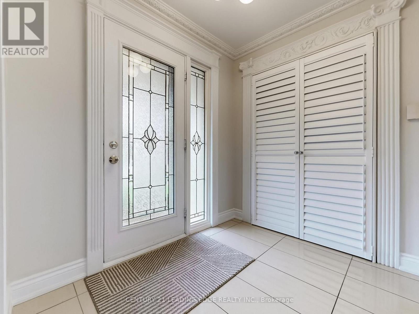 8 Miner Circle, Markham, Ontario  L3R 1Y1 - Photo 8 - N13014516