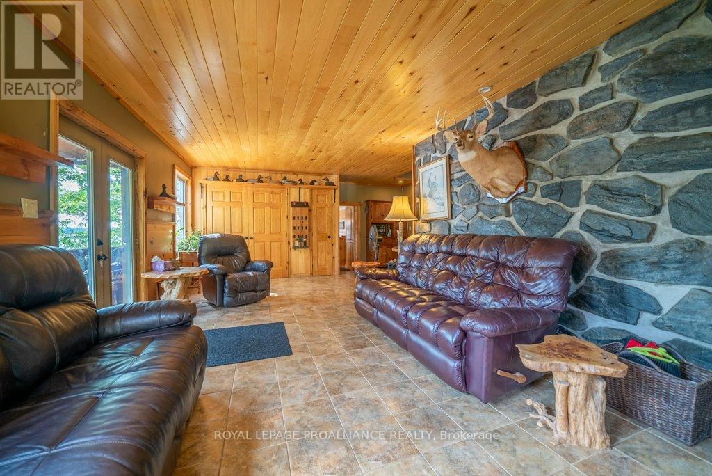 2475 Alfs Bay Lane, Frontenac, Ontario  K0H 1B0 - Photo 13 - X13013640
