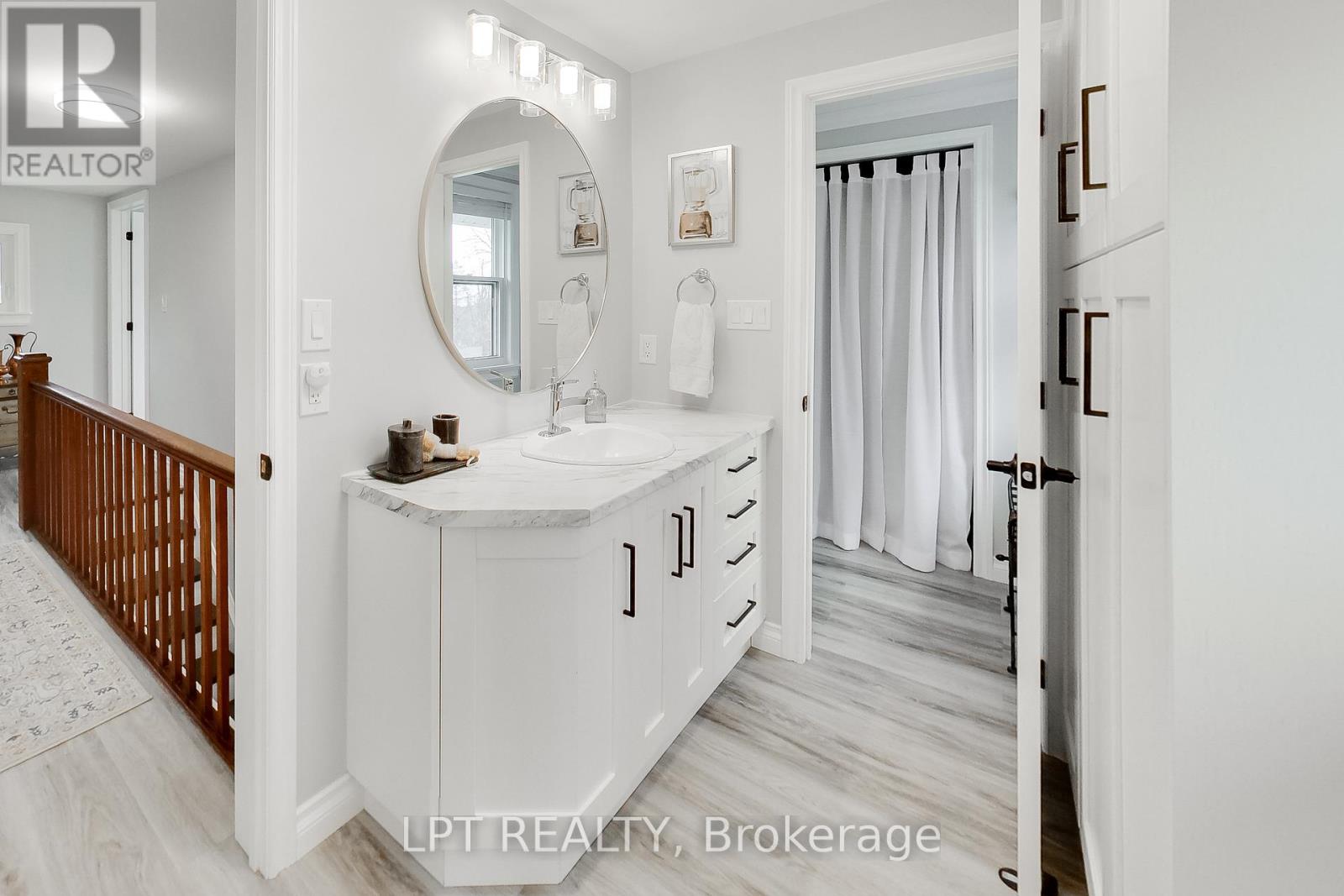 33 Ridge Road W, Oro-Medonte, Ontario  L0L 2E0 - Photo 18 - S13014394