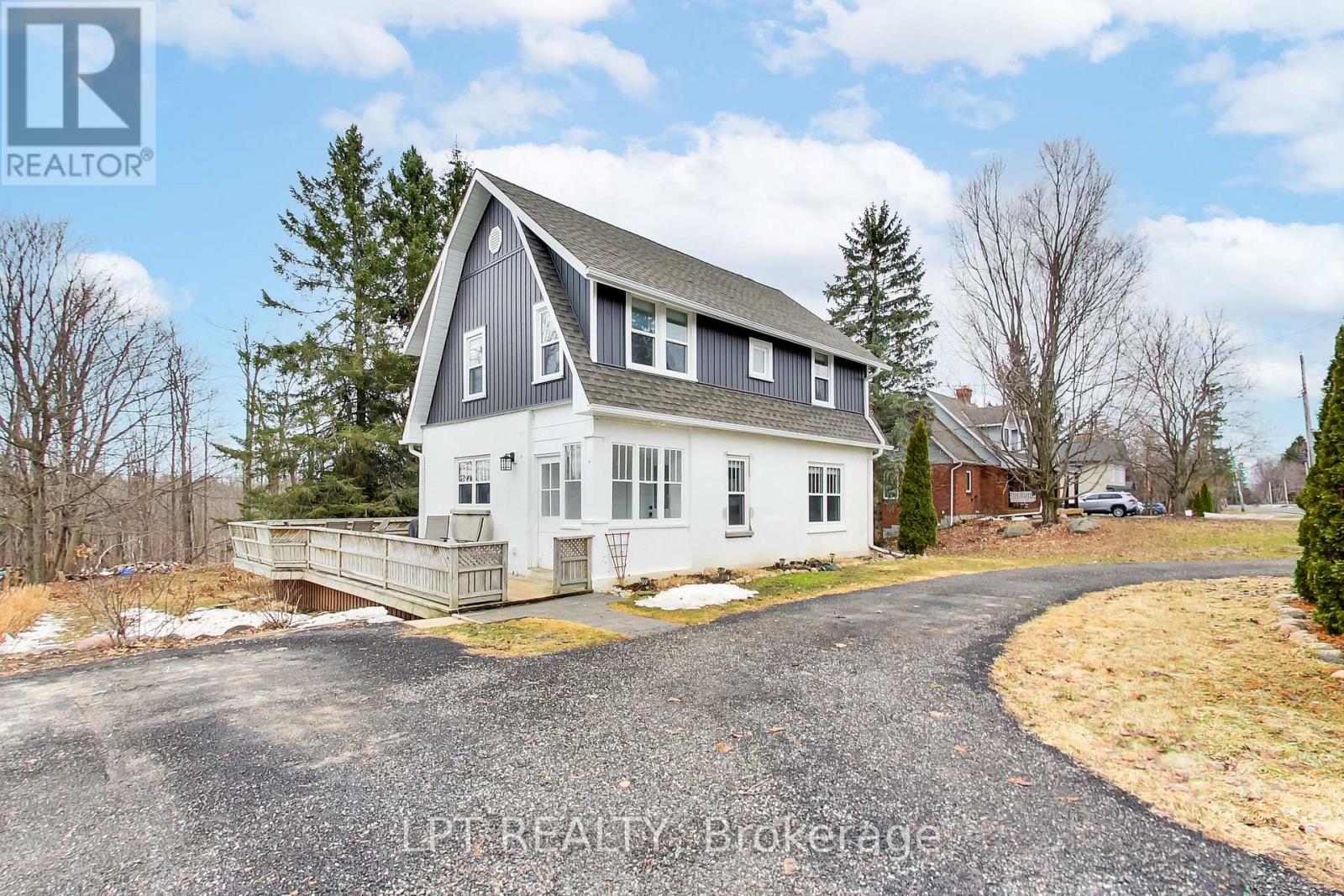 33 Ridge Road W, Oro-Medonte, Ontario  L0L 2E0 - Photo 26 - S13014394