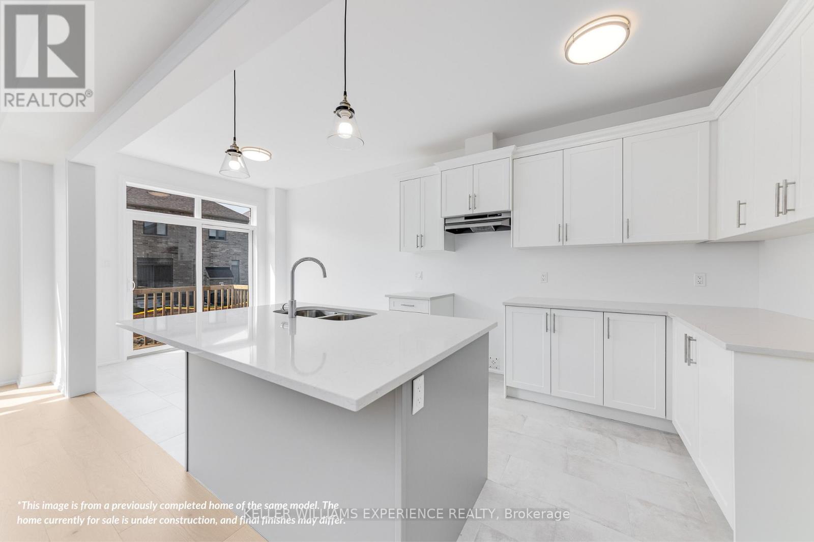 40 Sagewood Avenue, Barrie, Ontario  L9J 0K5 - Photo 14 - S13014600