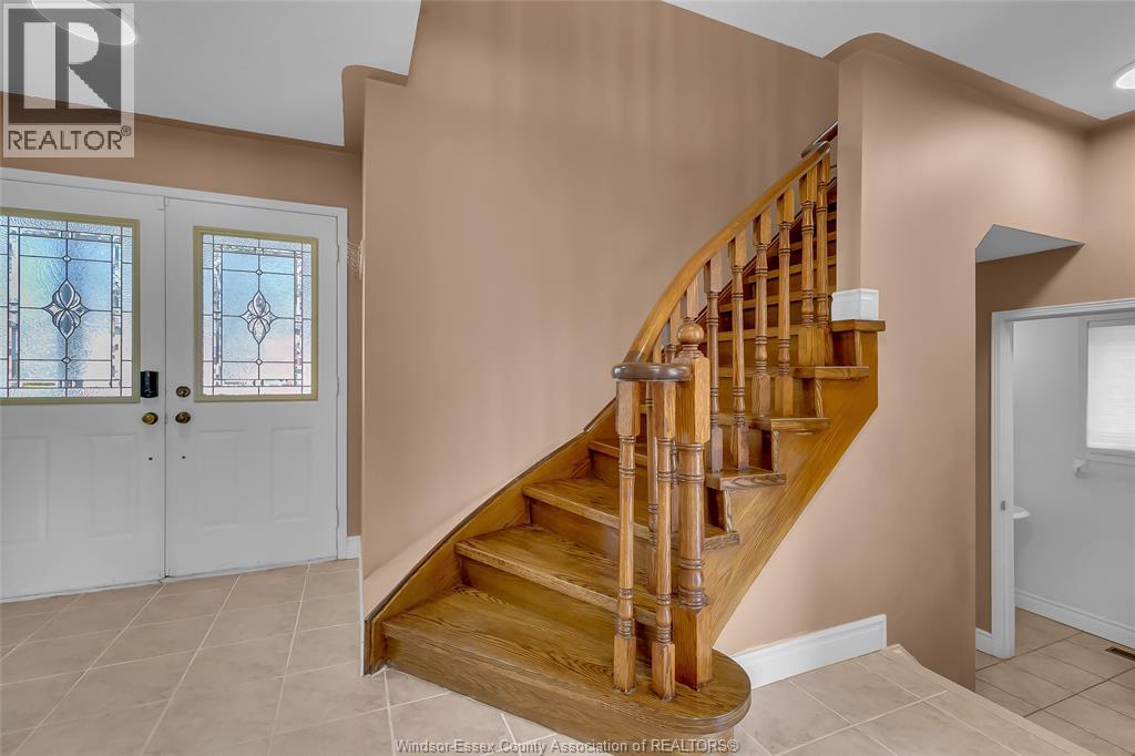 1063 Peach Blossom Crescent, Windsor, Ontario  N9G 2R5 - Photo 17 - 26008489