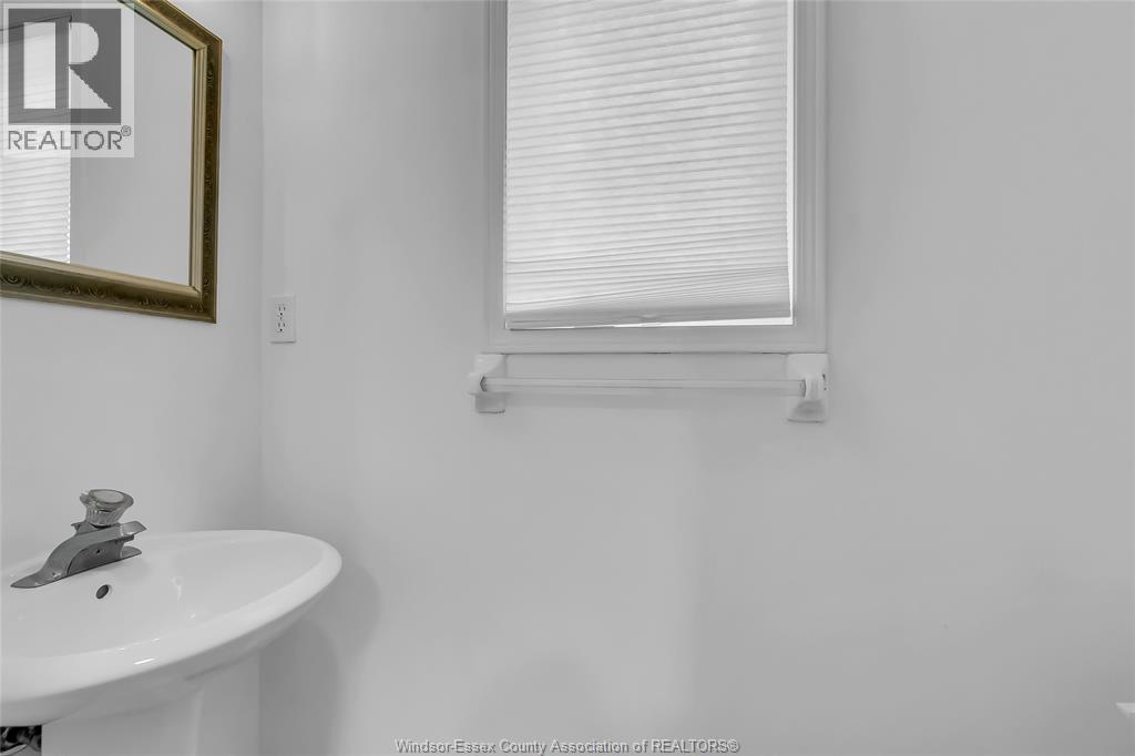 1063 Peach Blossom Crescent, Windsor, Ontario  N9G 2R5 - Photo 18 - 26008489