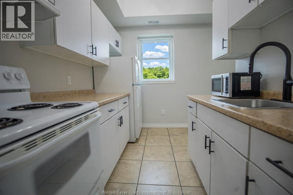 416 Lincoln Unit# 1, Windsor, Ontario  N8Y 2G5 - Photo 4 - 26008395