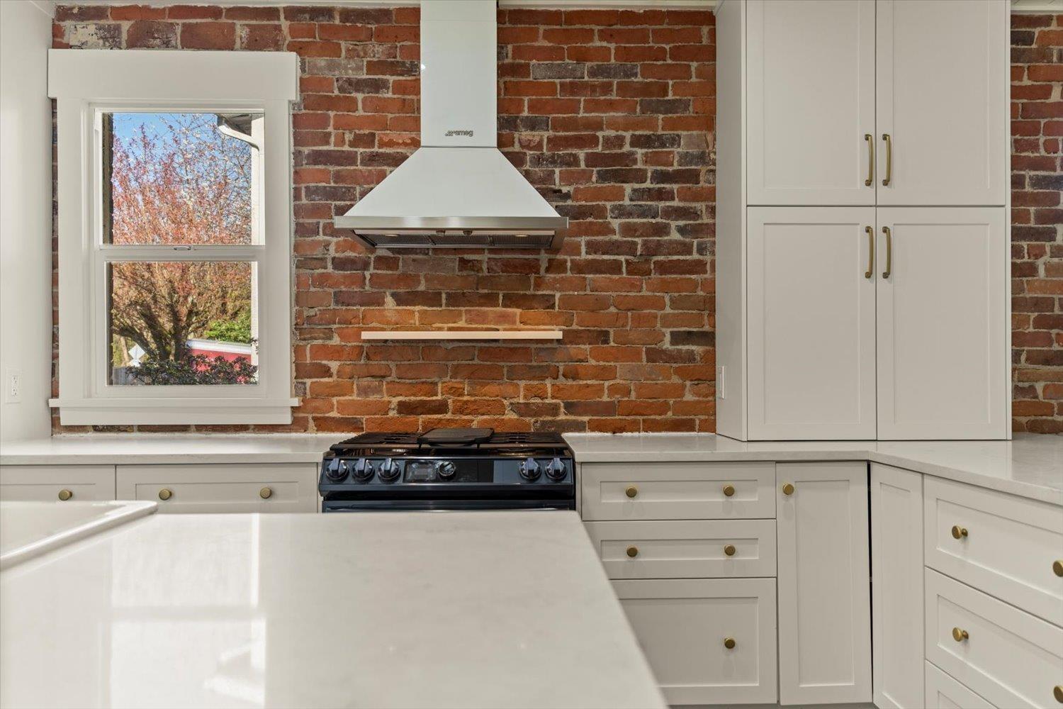 34758 Clayburn Road, Abbotsford, British Columbia  V2S 7Y9 - Photo 7 - R3087978