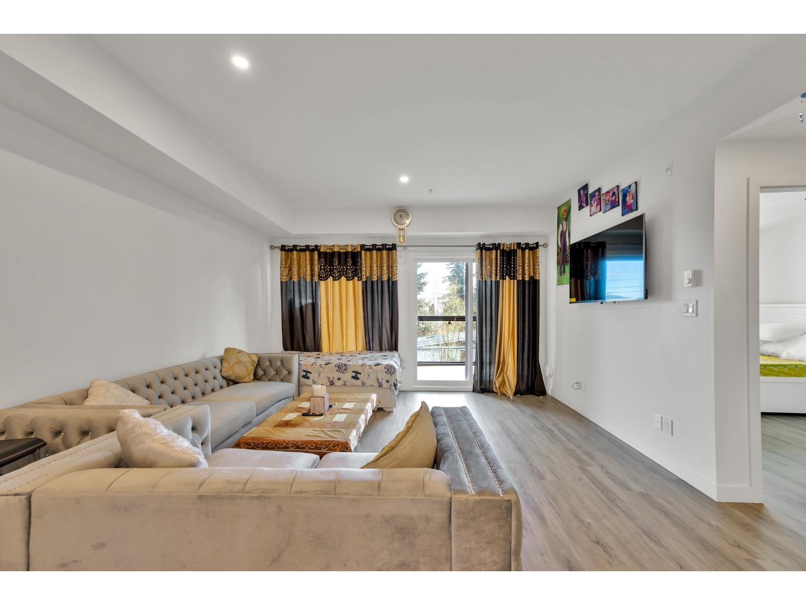 302 2649 James Street, Abbotsford, British Columbia  V2T 3L6 - Photo 11 - R3111928