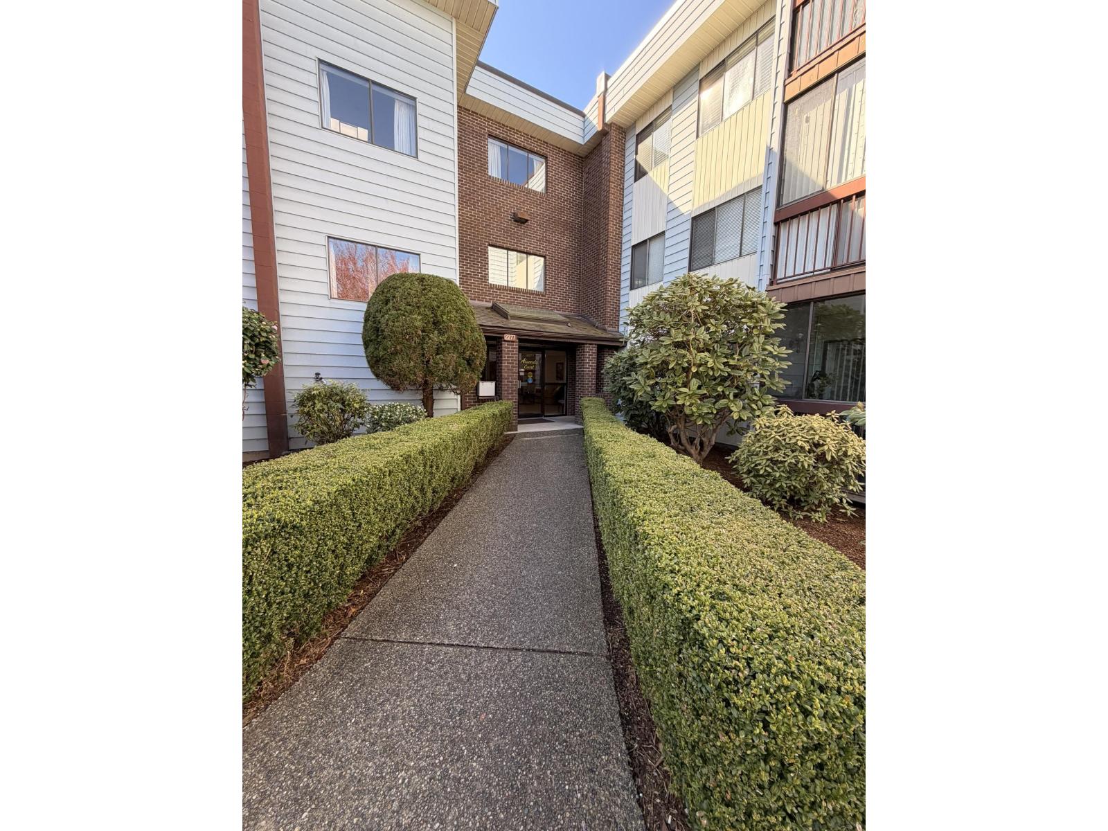 302 2279 Mccallum Road, Abbotsford, British Columbia  V2S 3N7 - Photo 3 - R3108164