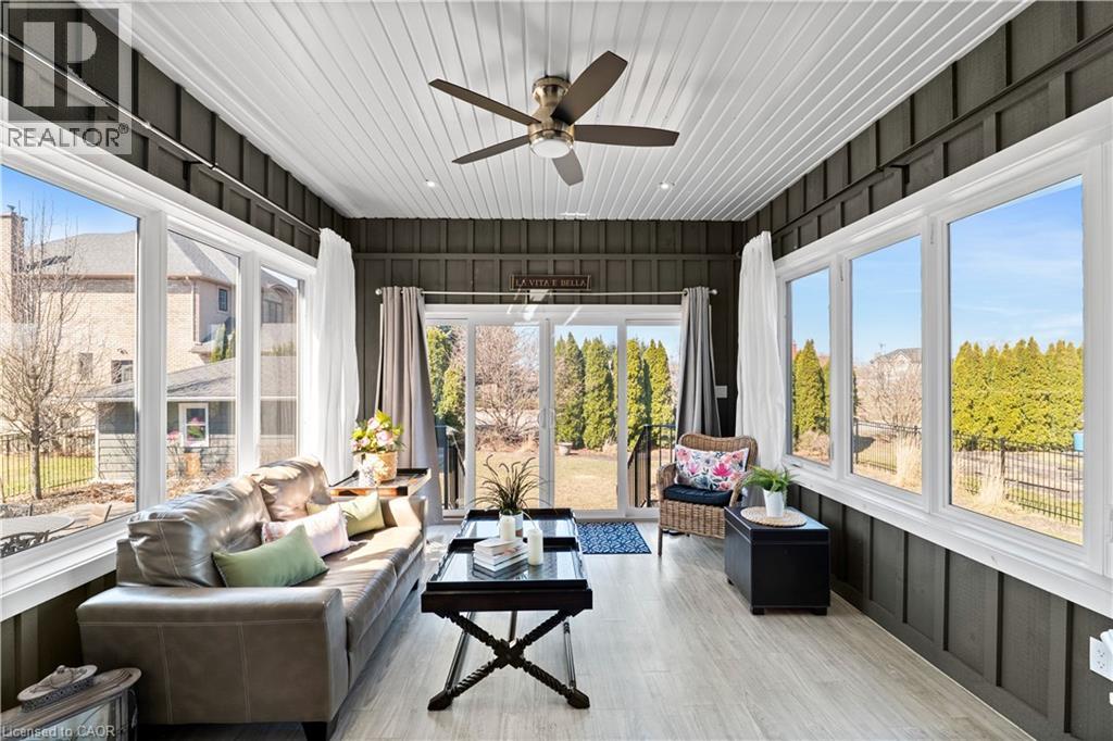 211 Lewis Road, Stoney Creek, Ontario  L8E 5G7 - Photo 3 - 40820554