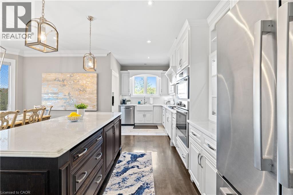 211 Lewis Road, Stoney Creek, Ontario  L8E 5G7 - Photo 12 - 40820554