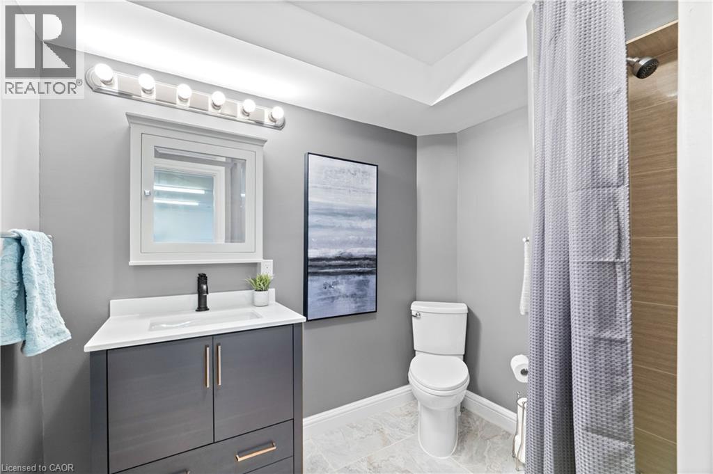 211 Lewis Road, Stoney Creek, Ontario  L8E 5G7 - Photo 30 - 40820554