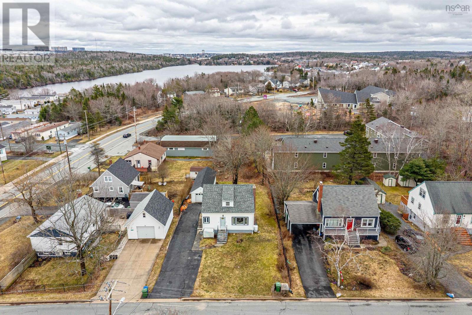 6 Parkdale Avenue, Timberlea, Nova Scotia  B3T 1B9 - Photo 42 - 202607857