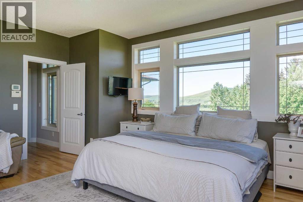 254069 Towers Trail, Rural Rocky View County, Alberta  T4C 2A3 - Photo 15 - A2302358