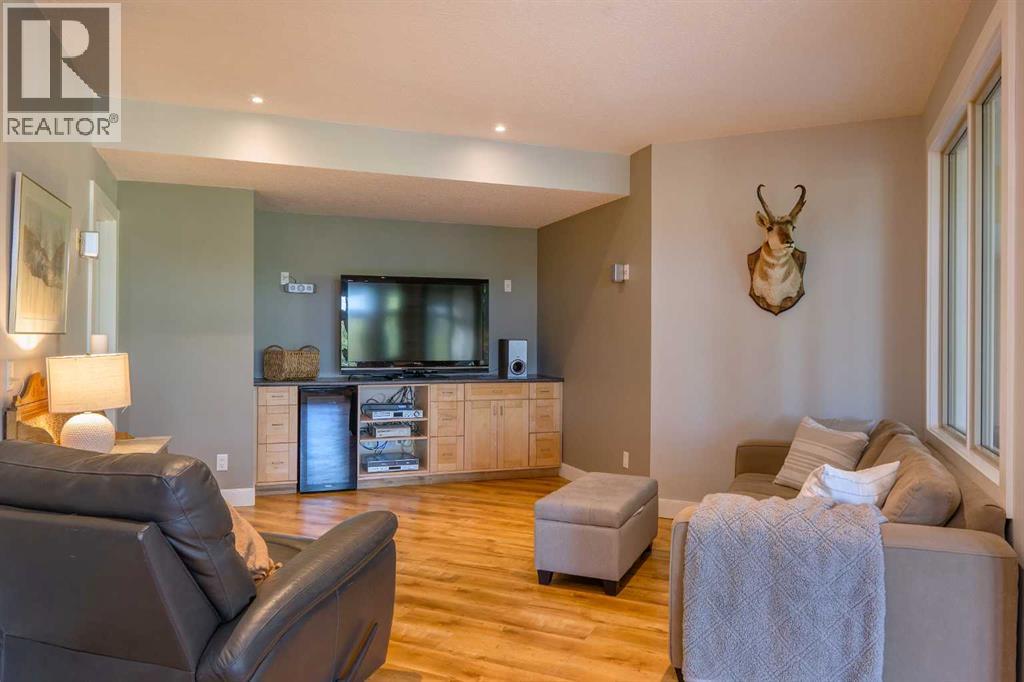 254069 Towers Trail, Rural Rocky View County, Alberta  T4C 2A3 - Photo 20 - A2302358