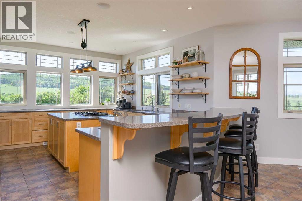 254069 Towers Trail, Rural Rocky View County, Alberta  T4C 2A3 - Photo 11 - A2302358