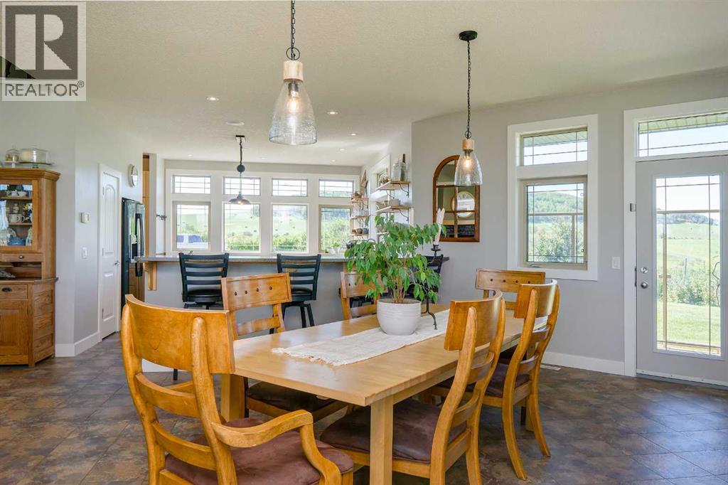 254069 Towers Trail, Rural Rocky View County, Alberta  T4C 2A3 - Photo 10 - A2302358