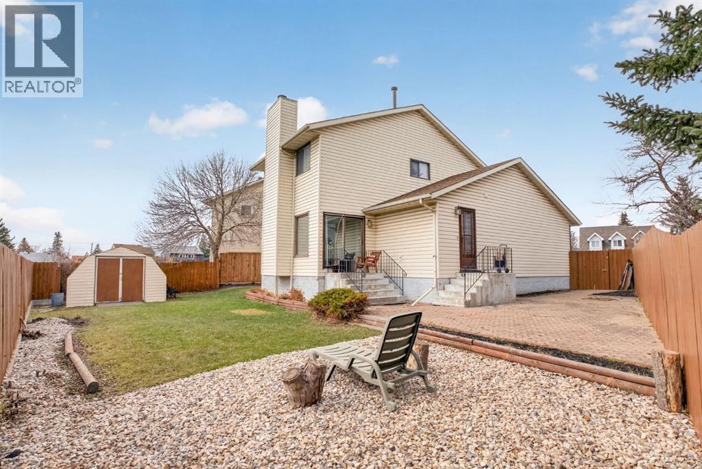 55 Falwood Place Ne, Calgary, Alberta  T3J 1B4 - Photo 3 - A2302402