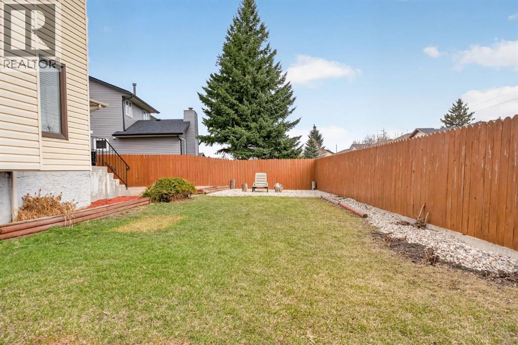 55 Falwood Place Ne, Calgary, Alberta  T3J 1B4 - Photo 6 - A2302402