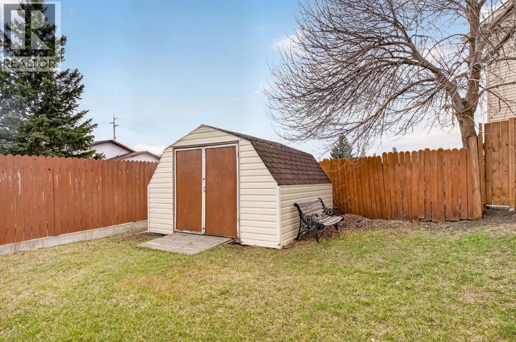 55 Falwood Place Ne, Calgary, Alberta  T3J 1B4 - Photo 5 - A2302402