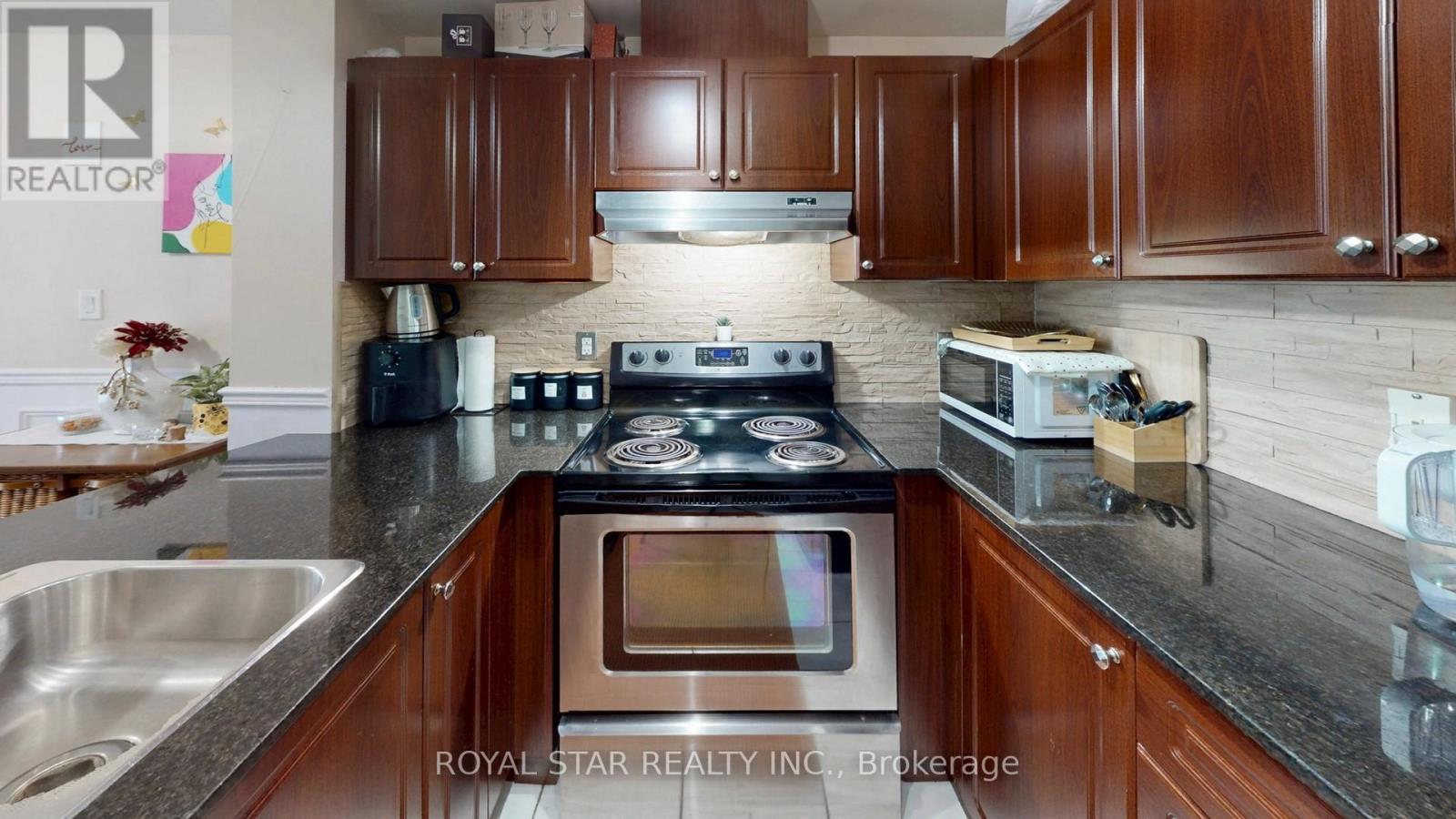 1109 - 9 George Street, Brampton, Ontario  L6X 0T6 - Photo 16 - W13014362