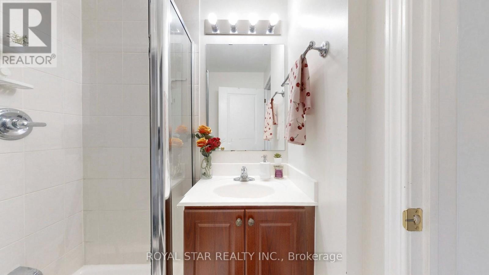 1109 - 9 George Street, Brampton, Ontario  L6X 0T6 - Photo 35 - W13014362