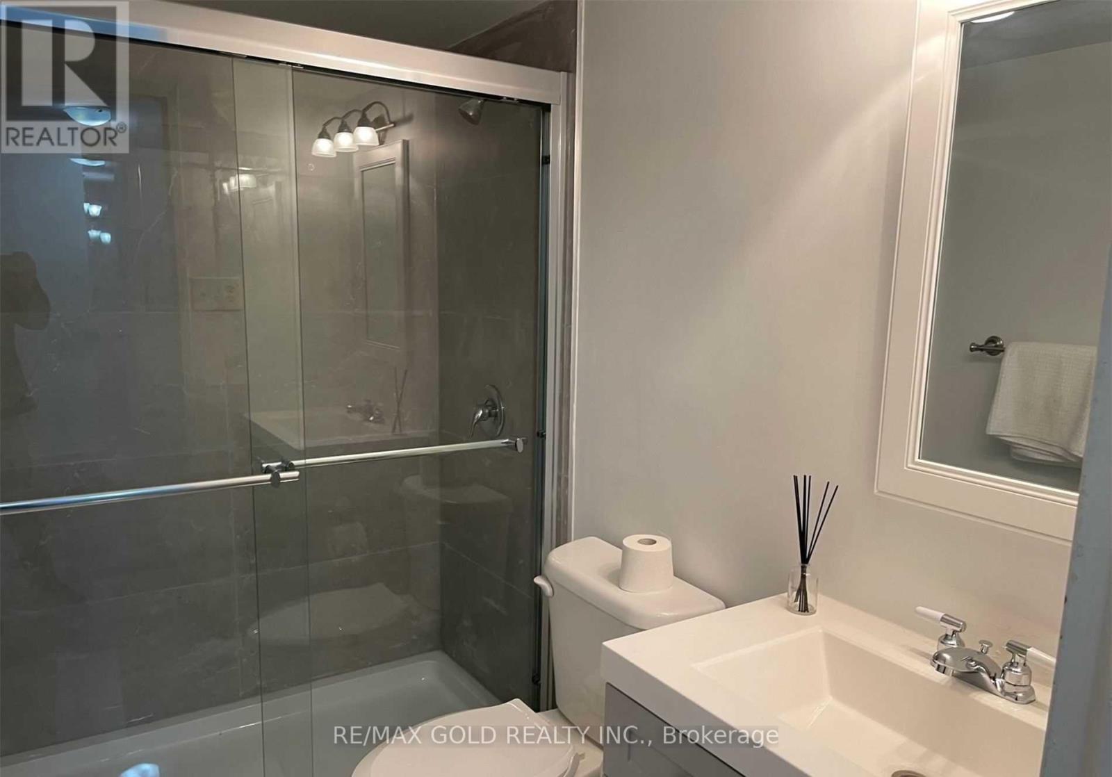 307 - 4 King Cross Road, Brampton, Ontario  L6T 3X8 - Photo 11 - W13014384