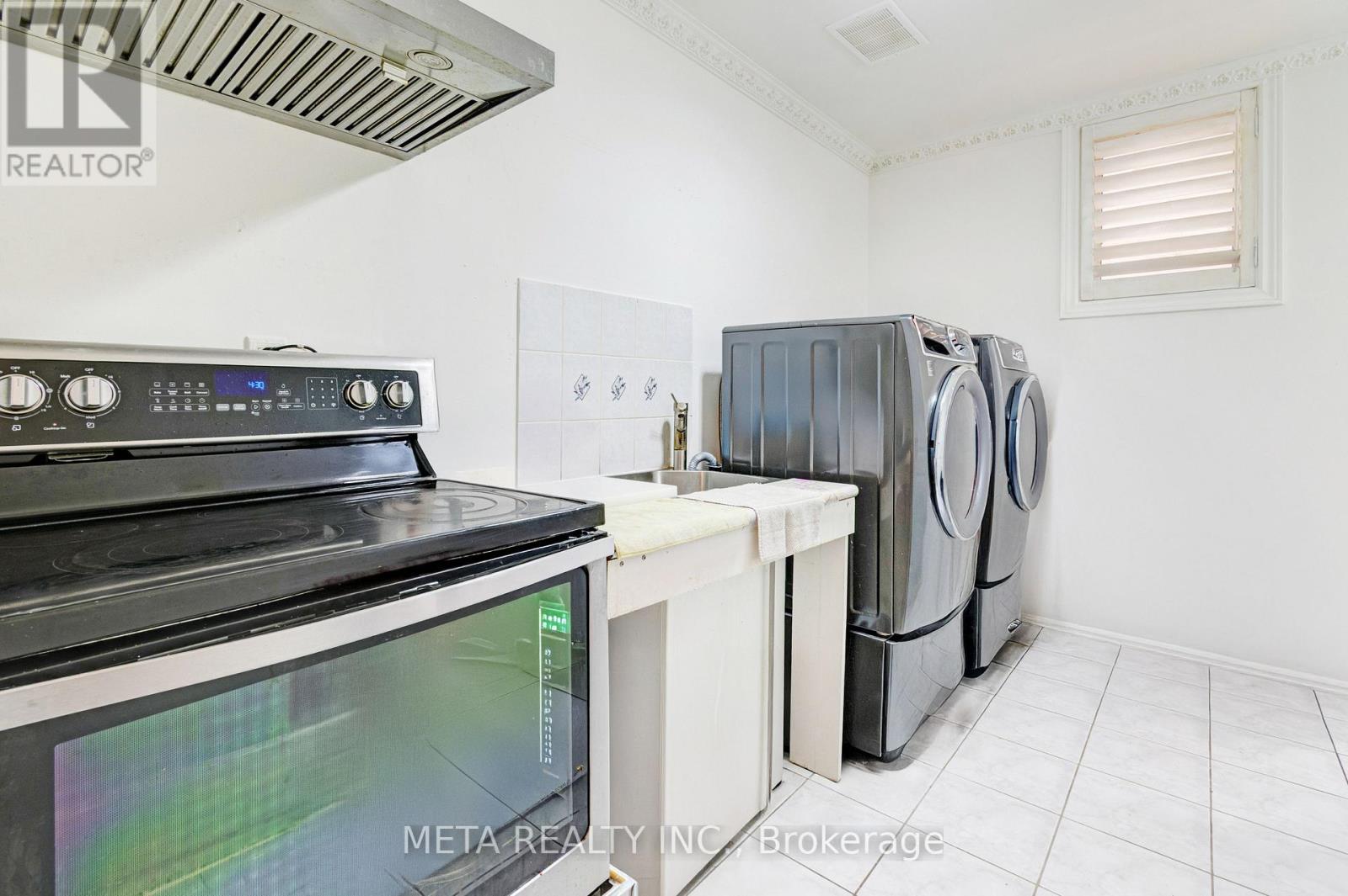 75 Olivia Marie Road, Brampton, Ontario  L6Y 0N1 - Photo 30 - W13014410