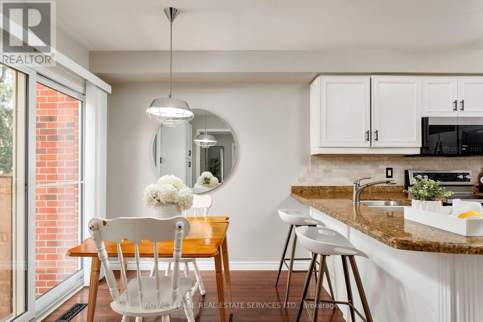 7 - 2006 Glenada Crescent, Oakville, Ontario  L6H 5R9 - Photo 22 - W13014412