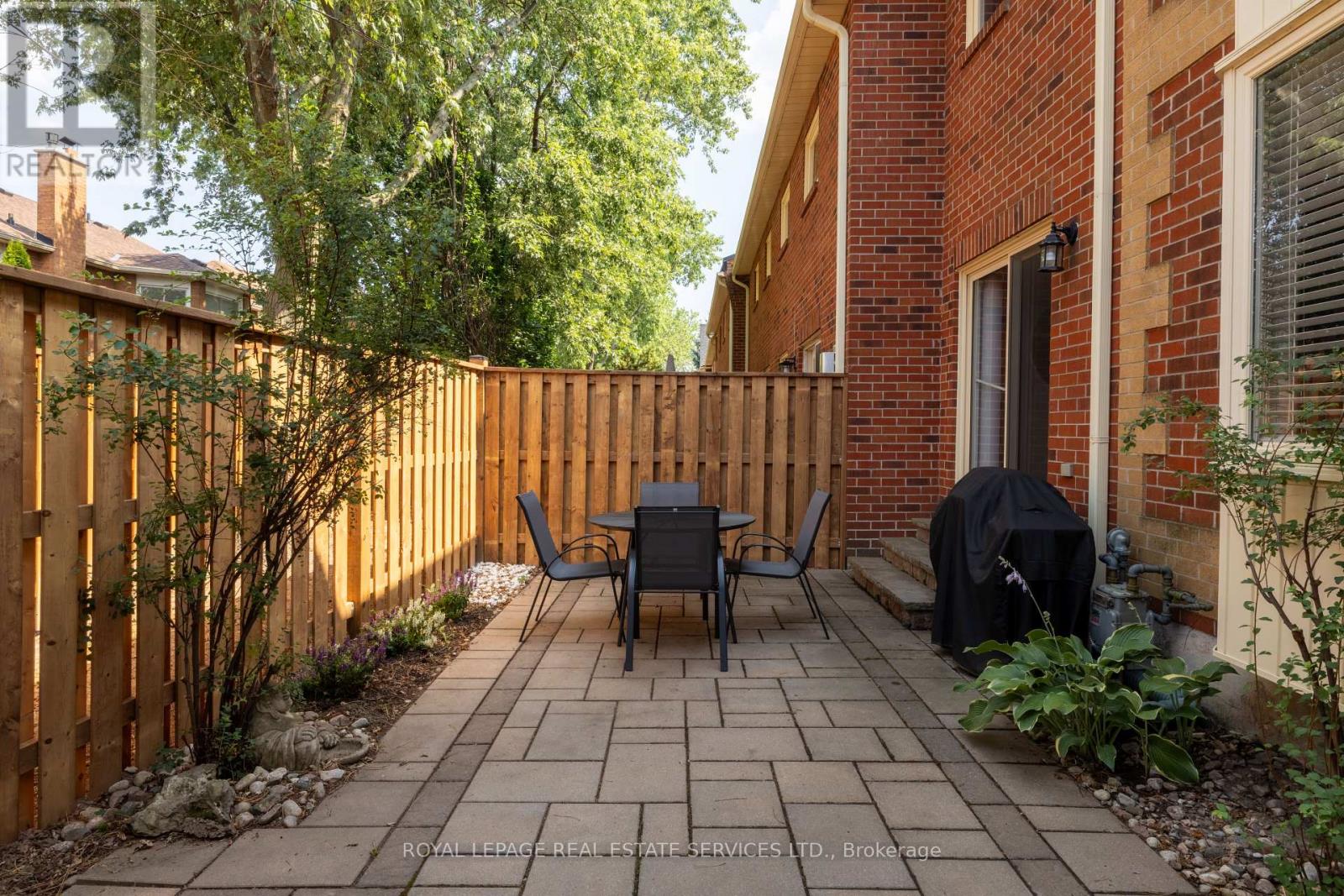 7 - 2006 Glenada Crescent, Oakville, Ontario  L6H 5R9 - Photo 42 - W13014412