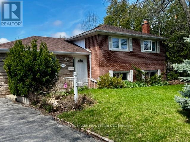 2075 Seabrook Drive, Oakville, Ontario  L6L 2T8 - Photo 3 - W13014420