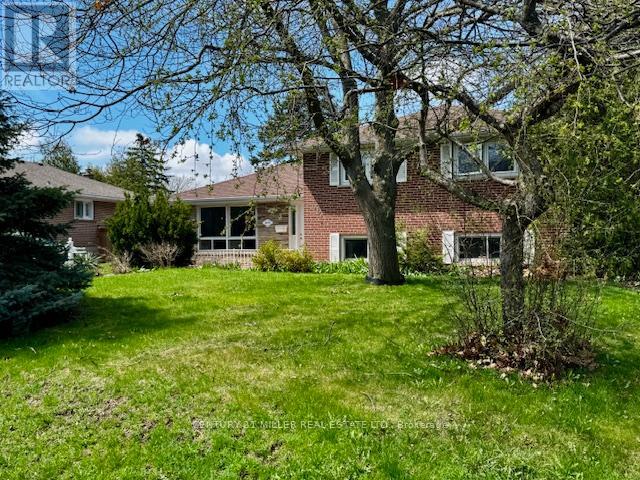 2075 Seabrook Drive, Oakville, Ontario  L6L 2T8 - Photo 4 - W13014420