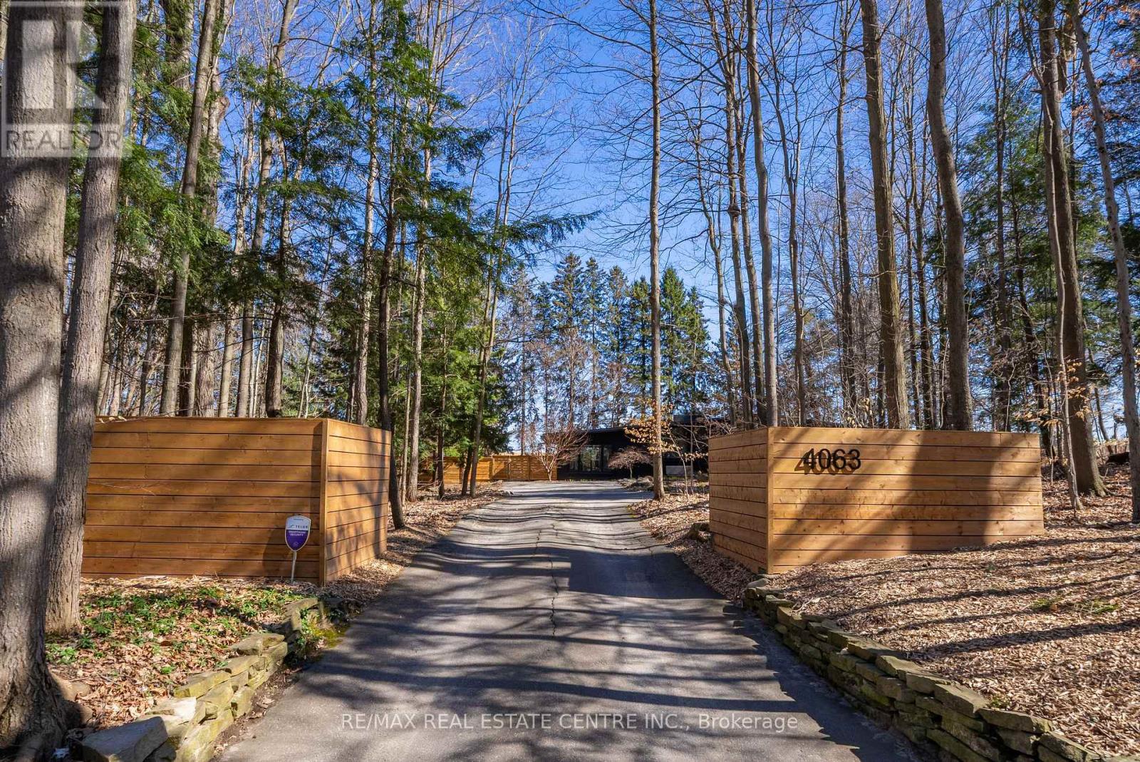 4063 Boston Mills Road, Caledon, Ontario  L7C 0N7 - Photo 12 - W13014436