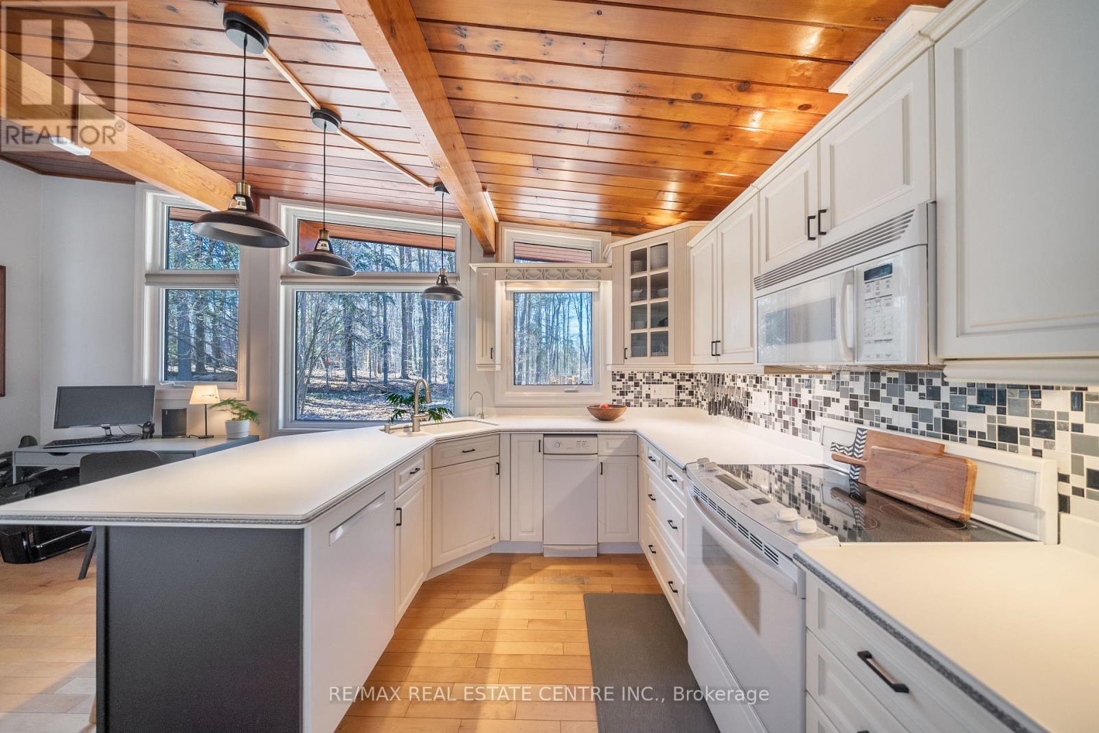 4063 Boston Mills Road, Caledon, Ontario  L7C 0N7 - Photo 32 - W13014436